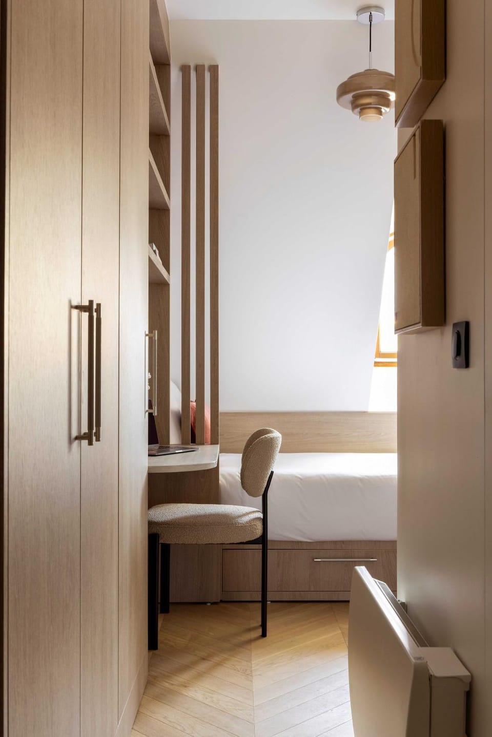 Bedroom, wardrobe