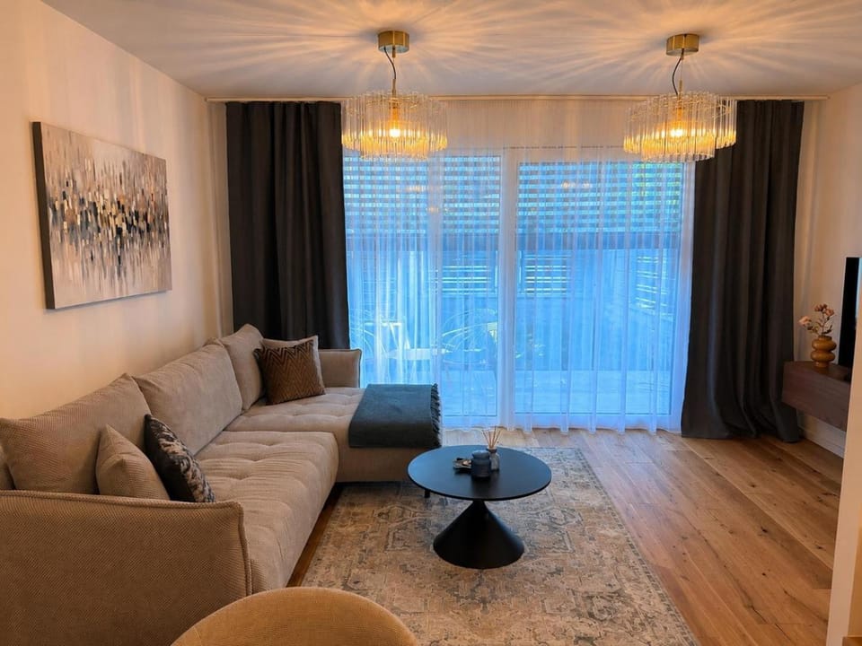 SI Residence Vienna 22 Villa in Vienna