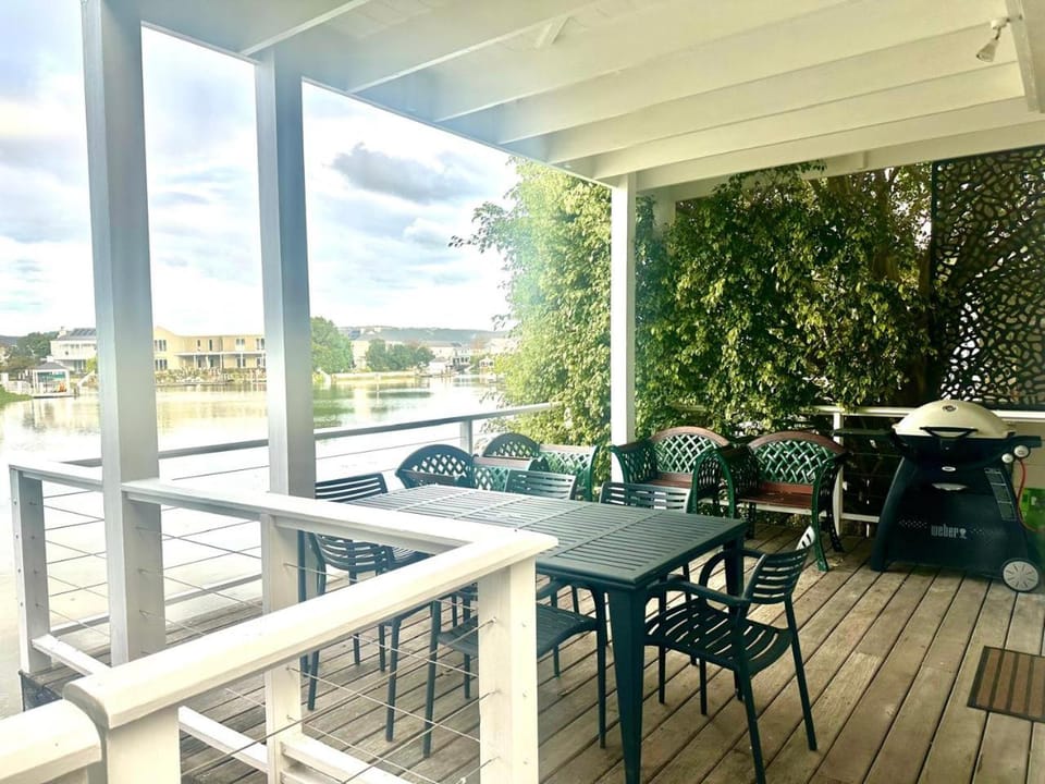 Leeward Luxury Villa House in Knysna