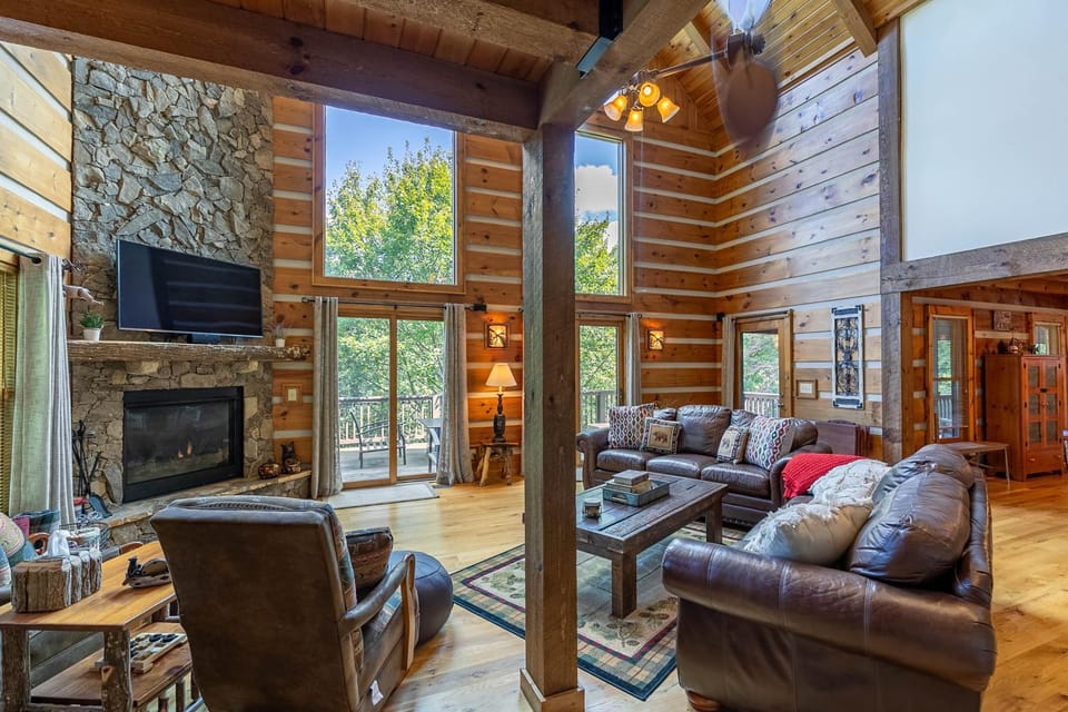 Cari's Rivers Edge House in Watauga