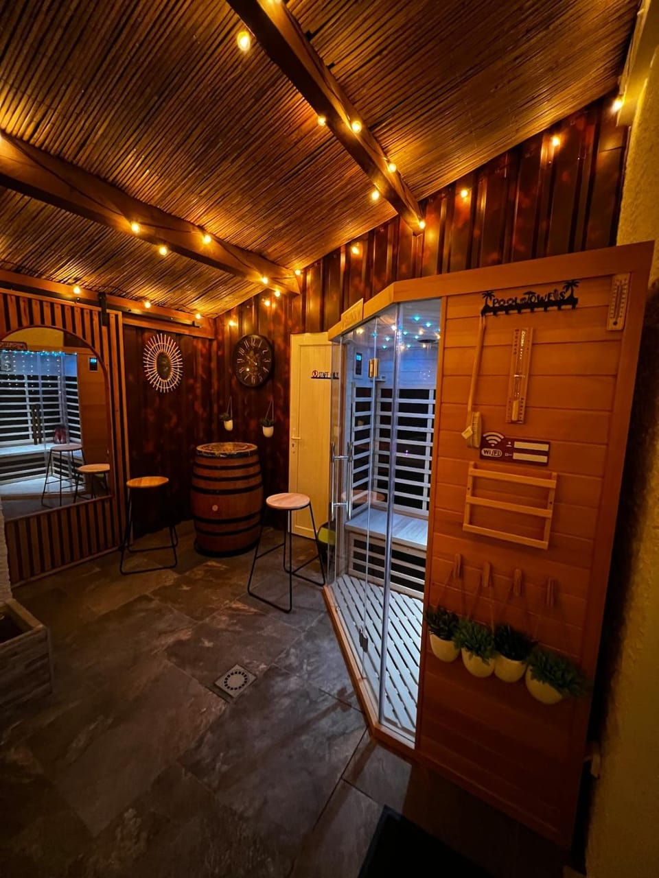 L Escapade Spa et Sauna Experience House in Nouvelle-Aquitaine