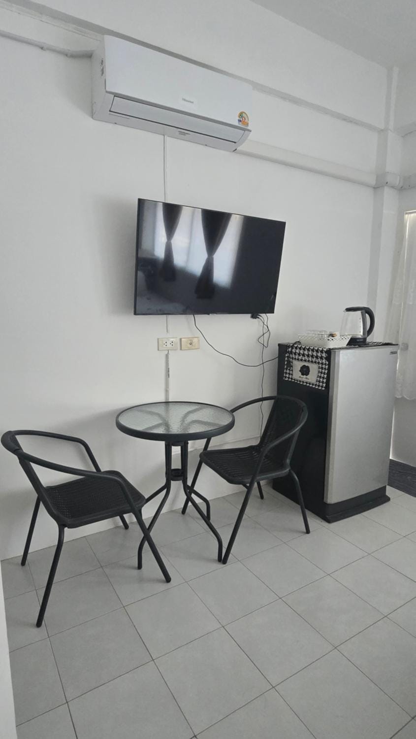 Dara Guest House Apartment in Pattaya City
