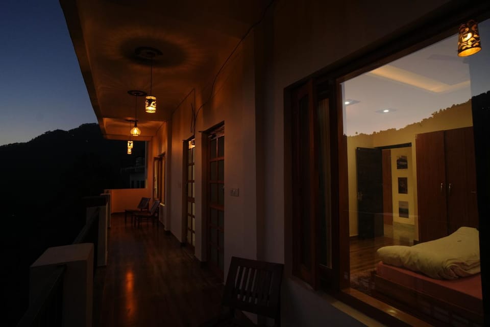 5 BHK Mountain View Villa, Ramgarh Vacation rental in Uttarakhand
