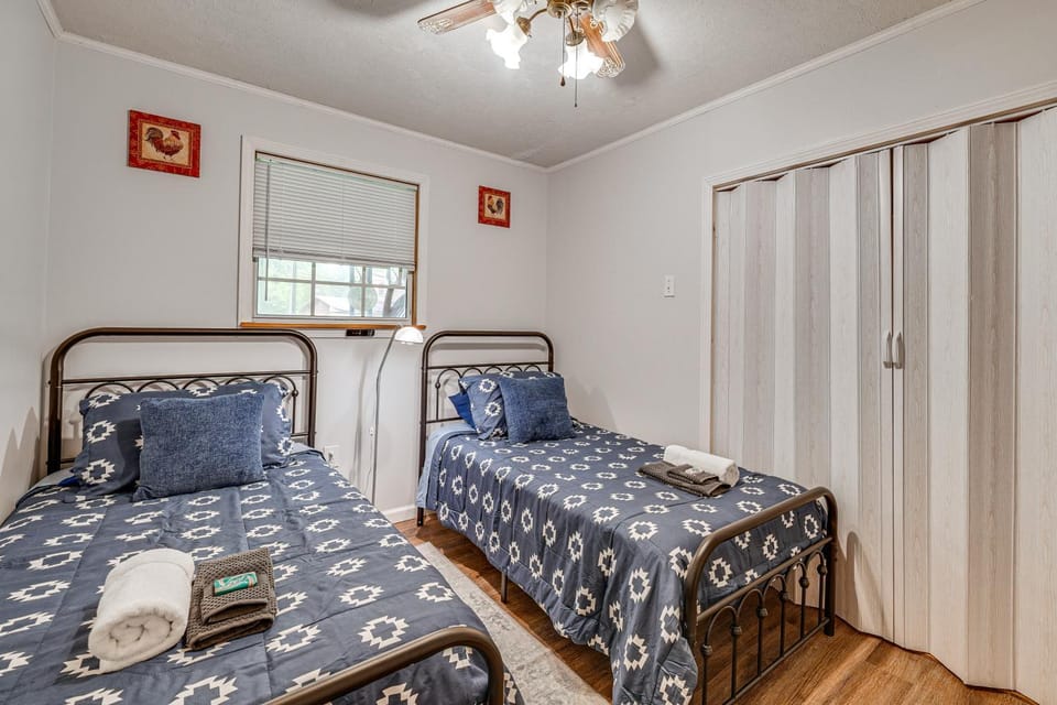 Walk to Town: Fayetteville Retreat w/ Hot Tub! House in Fayetteville