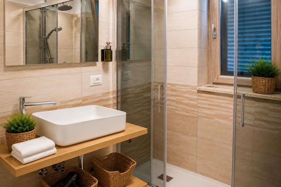 Shower, Bathroom, Photo of the whole room, Area and facilities, bidet, furniture, towels