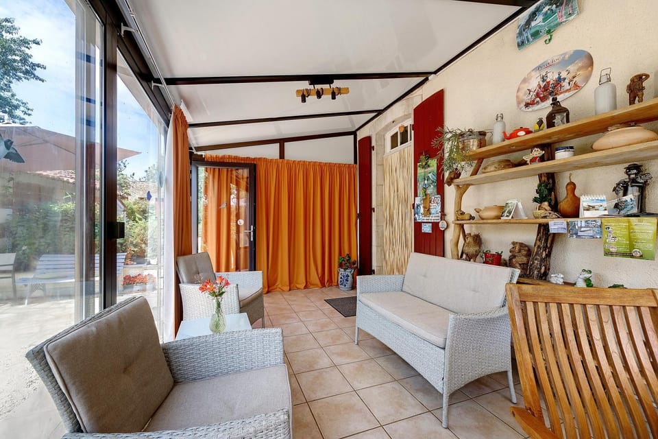 Property building, Living room