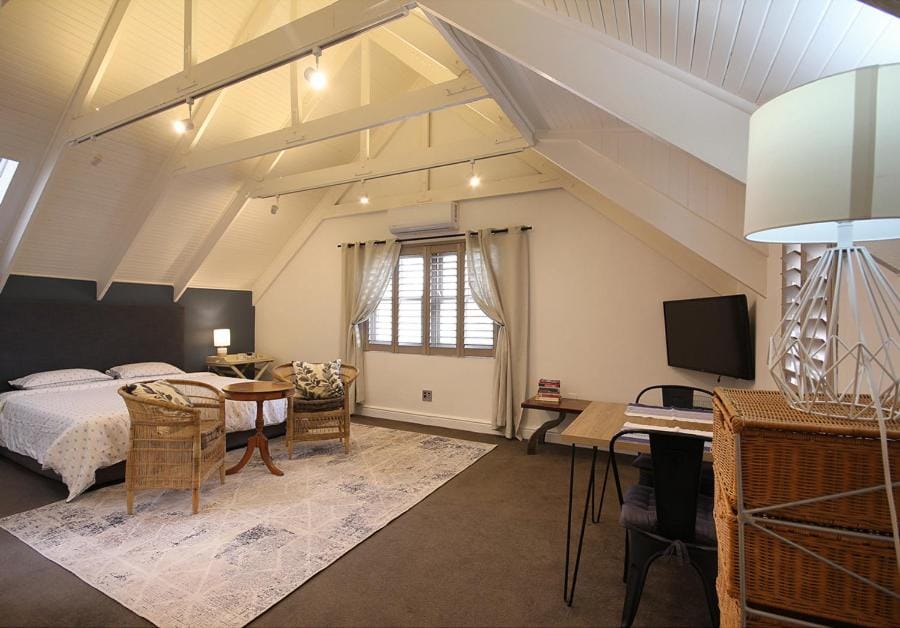 Calais Cottage Apartment in Franschhoek