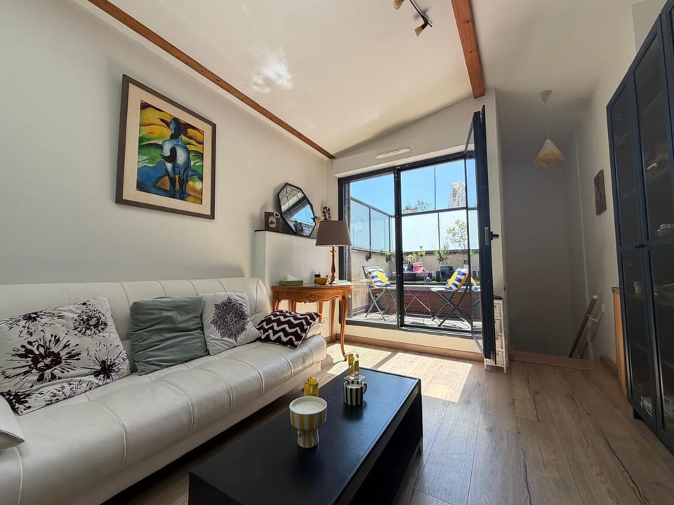 TV and multimedia, Living room