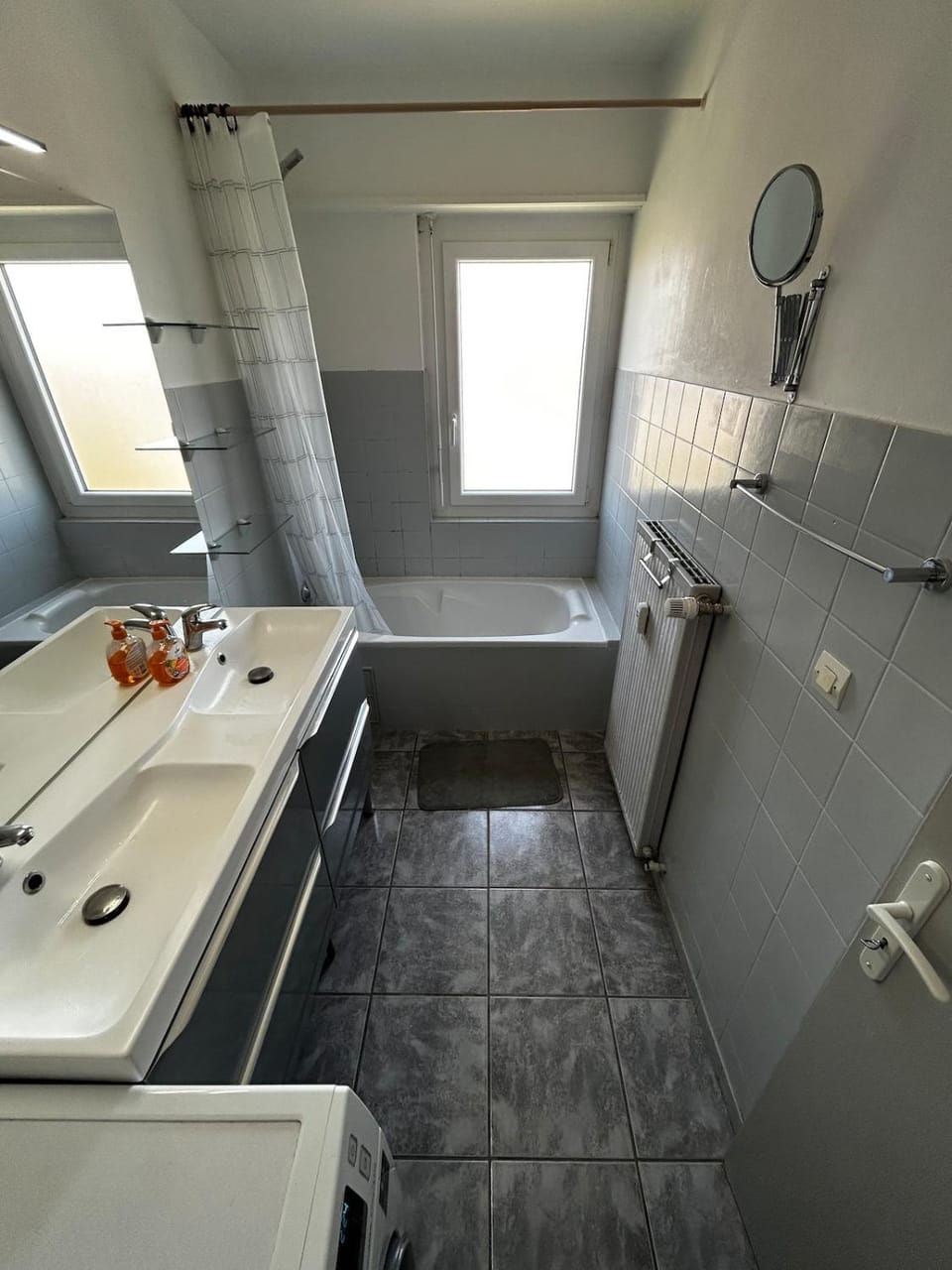 Appart cosy porte de Bâle - Terrasse - Parking - Tram Apartment in Saint-Louis