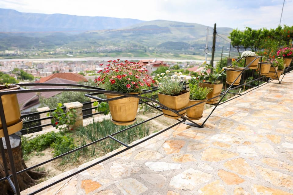 Nearby landmark, Natural landscape, Landmark view