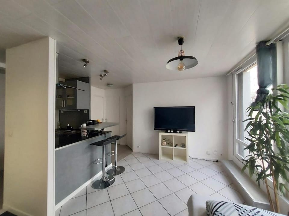 5 bedrooms with a 50m terrace Apartment in Cergy