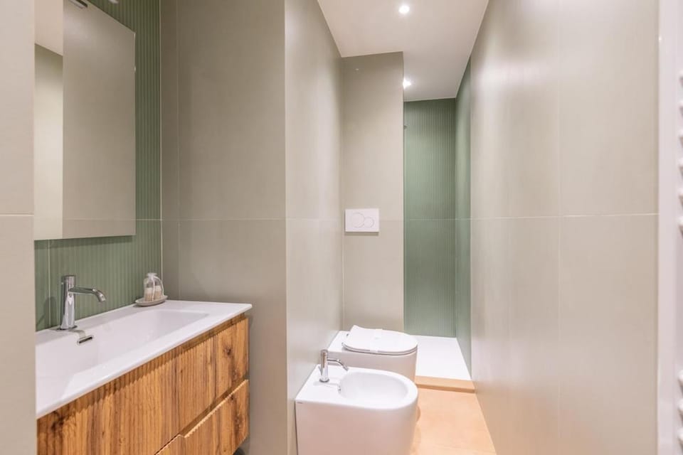 City Stay Bright 1bedroom with workstation Apartment in Milan