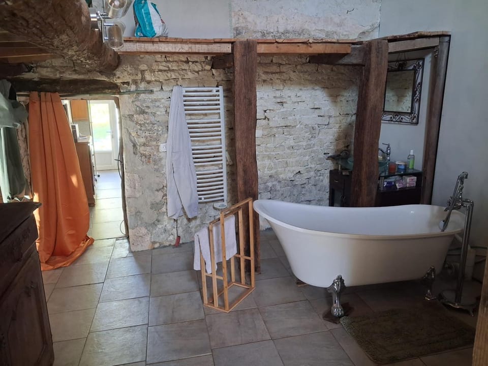 chambre a la ferme Vacation rental in Nouvelle-Aquitaine