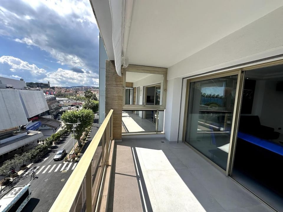 La Perla Cannes Croisette Apartment in Cannes