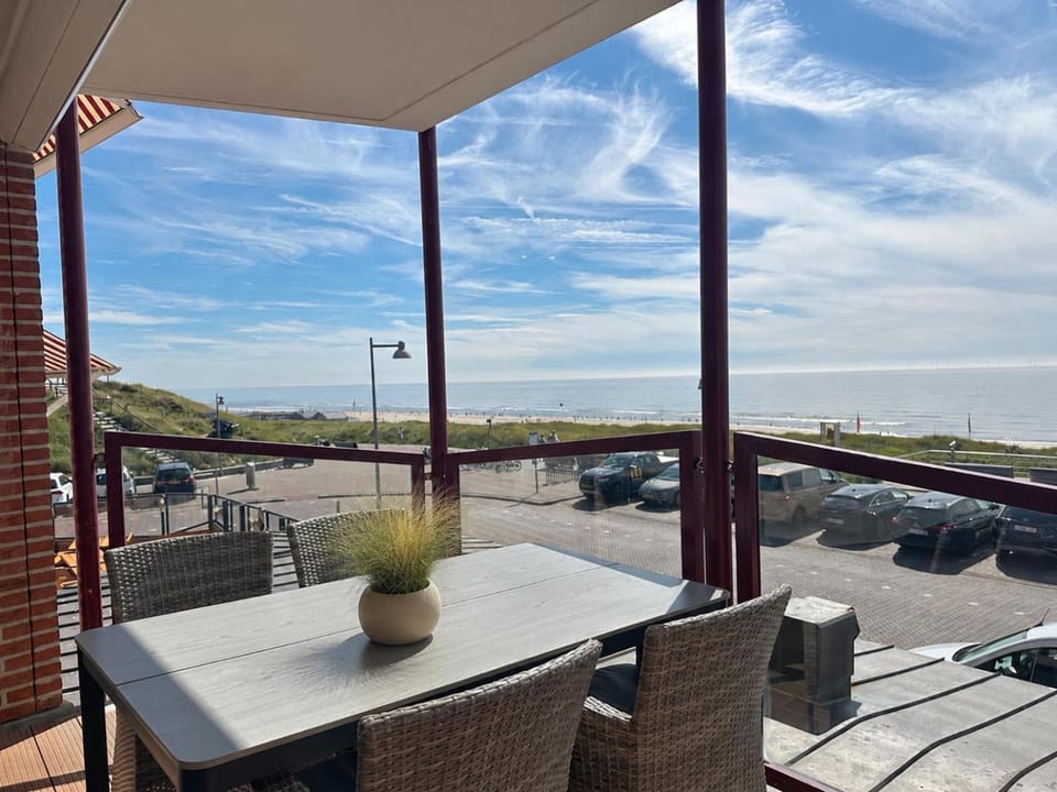 Vuurtorenplein 9 Apartment in Egmond aan Zee