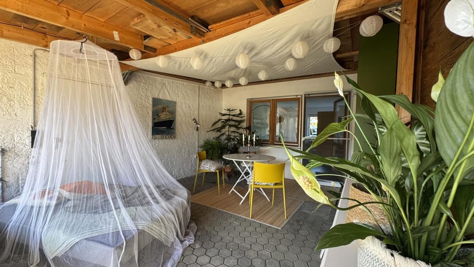 Living room, Bedroom