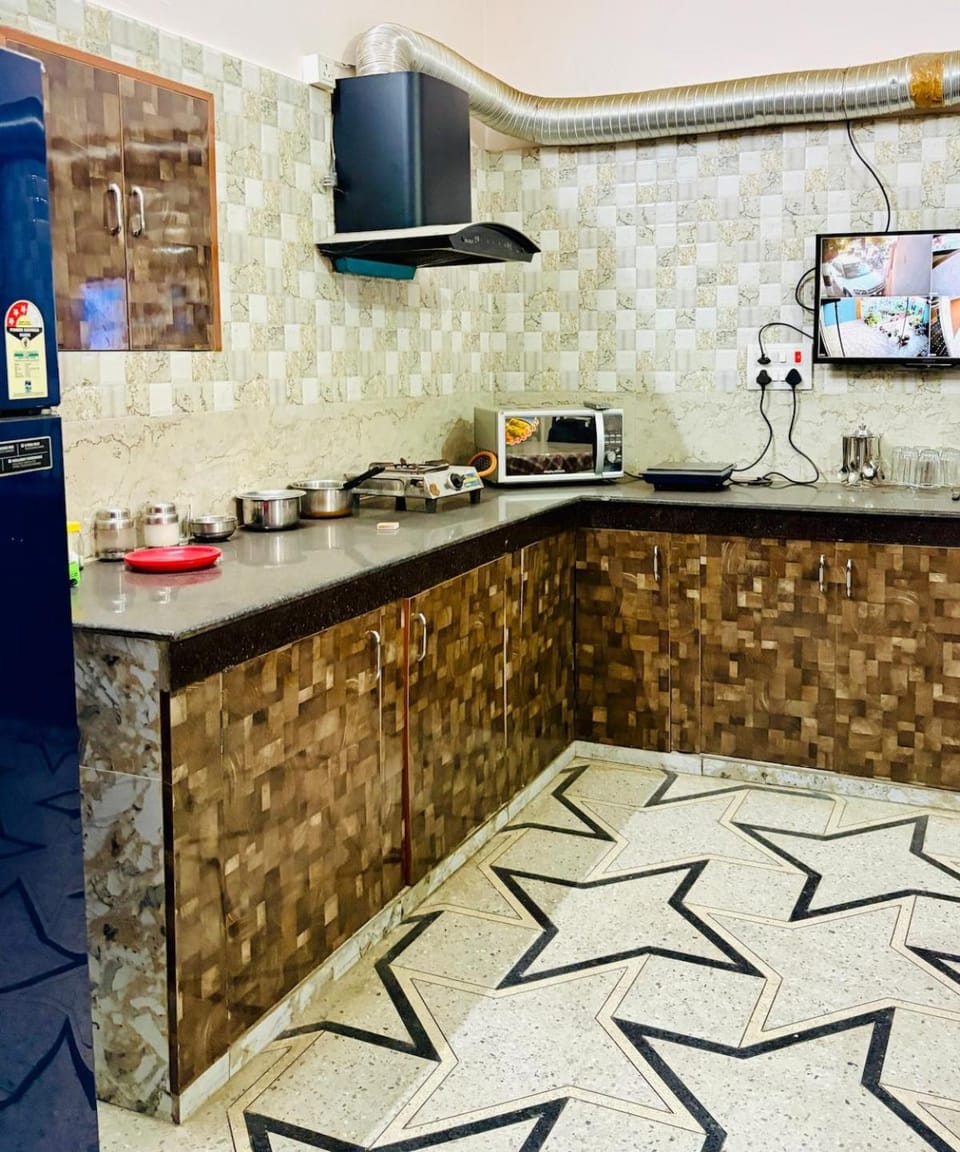 Girish Ashray Premium Homestay Apartment in Varanasi