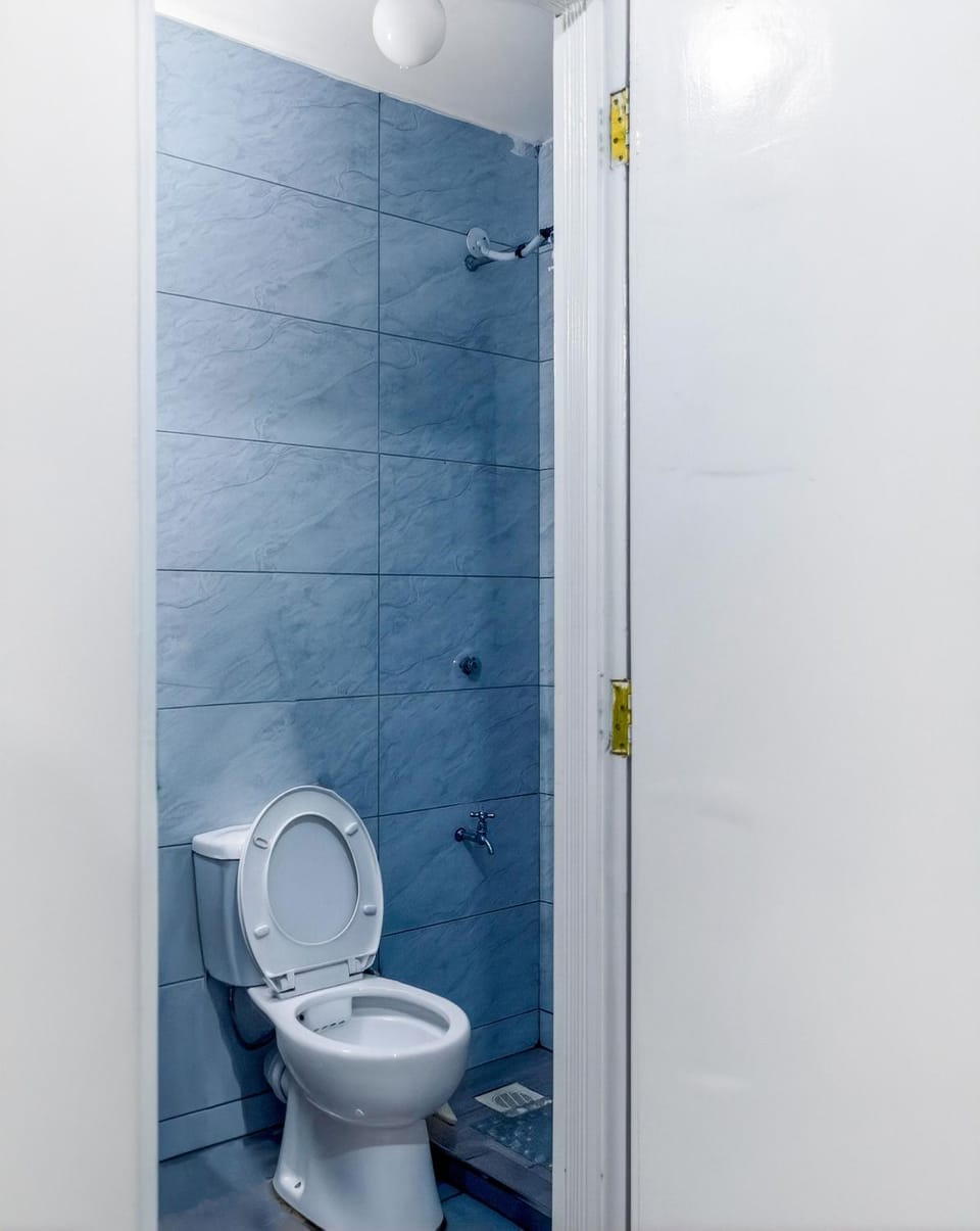 Toilet, Bathroom