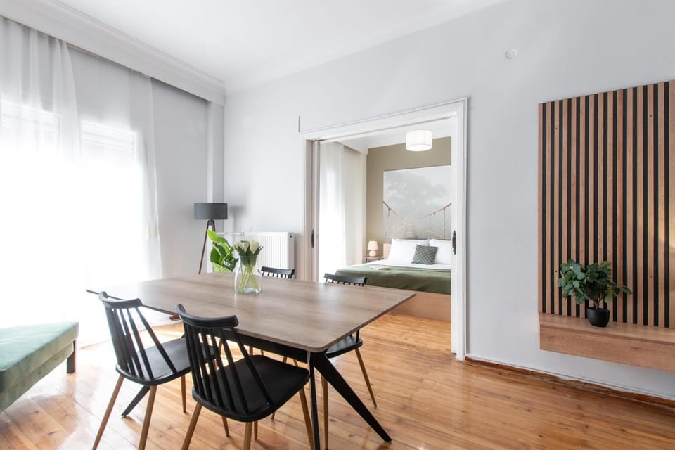 Living room, Seating area, Dining area, Bedroom