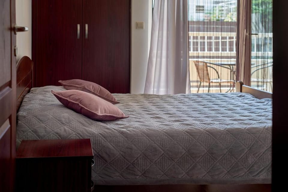 Park Budva, 2 bdr Apartment in Budva