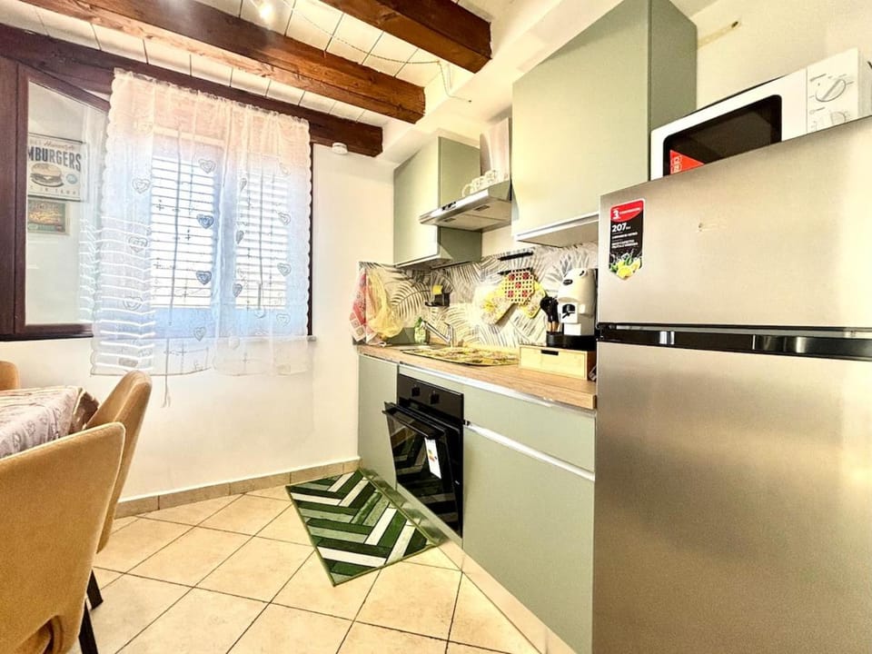 Kitchen or kitchenette, kitchen