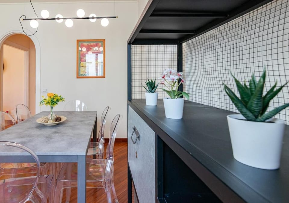 brd 43 6- Ponte Vecchio Bright Spacious Penthouse Apartment in Florence