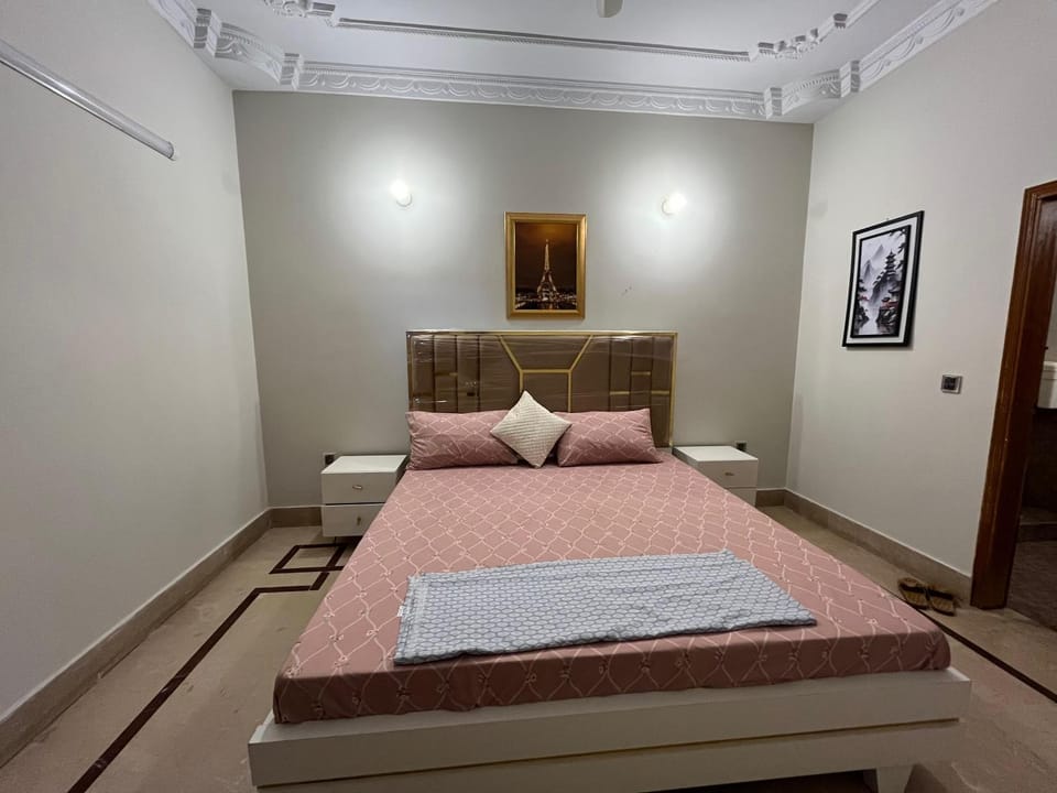 Landing Point Residency Near Jinnah International Airport Karachi Apartment in Karachi