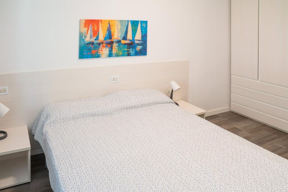 Bed, Bedroom, wardrobe