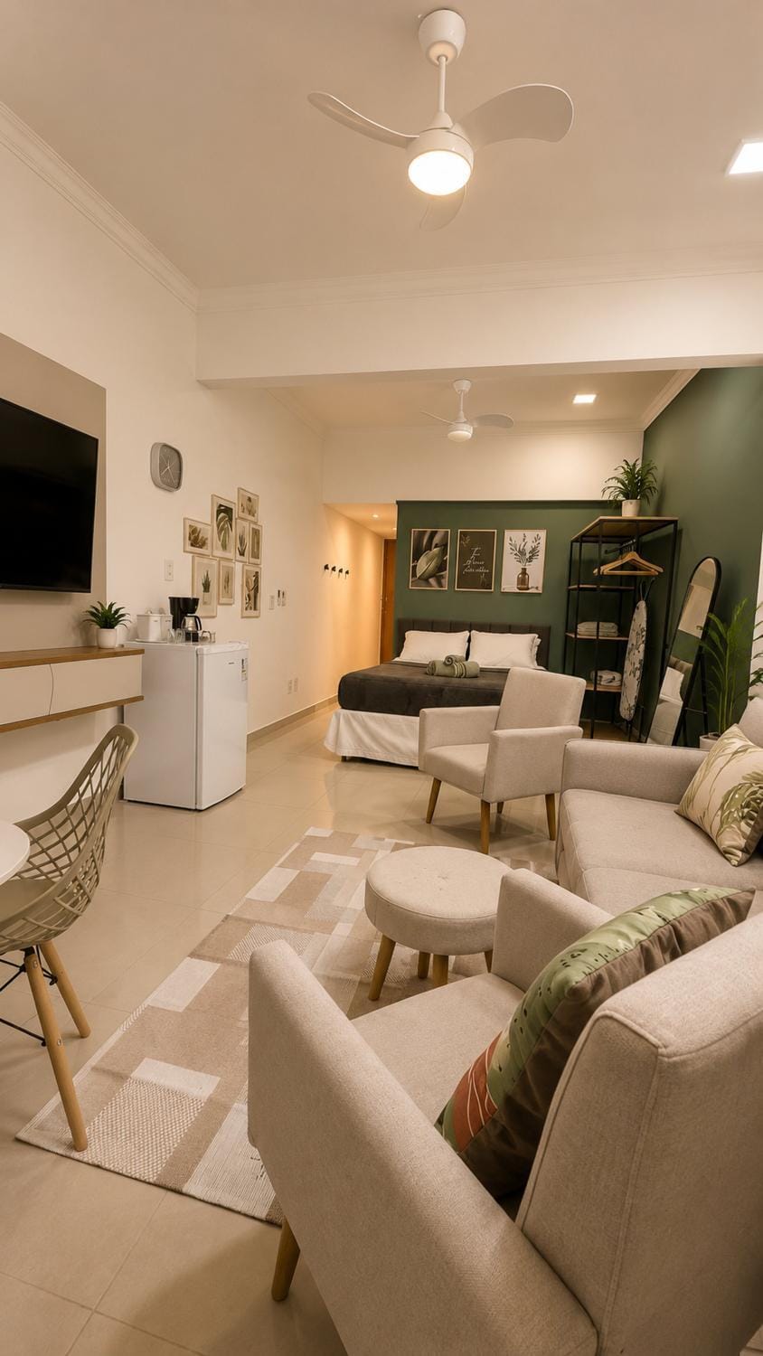 Communal lounge/ TV room