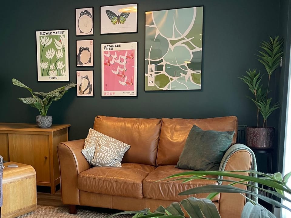 Living room, Decorative detail, Seating area