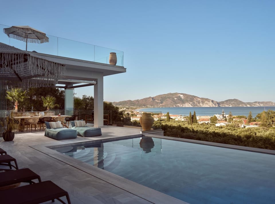 Day, Natural landscape, Lake view, Mountain view, Pool view, Sea view, Swimming pool