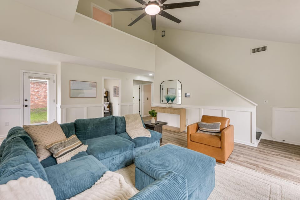 Easy Access to Dtwn & Fort Benning: Family Home House in Columbus