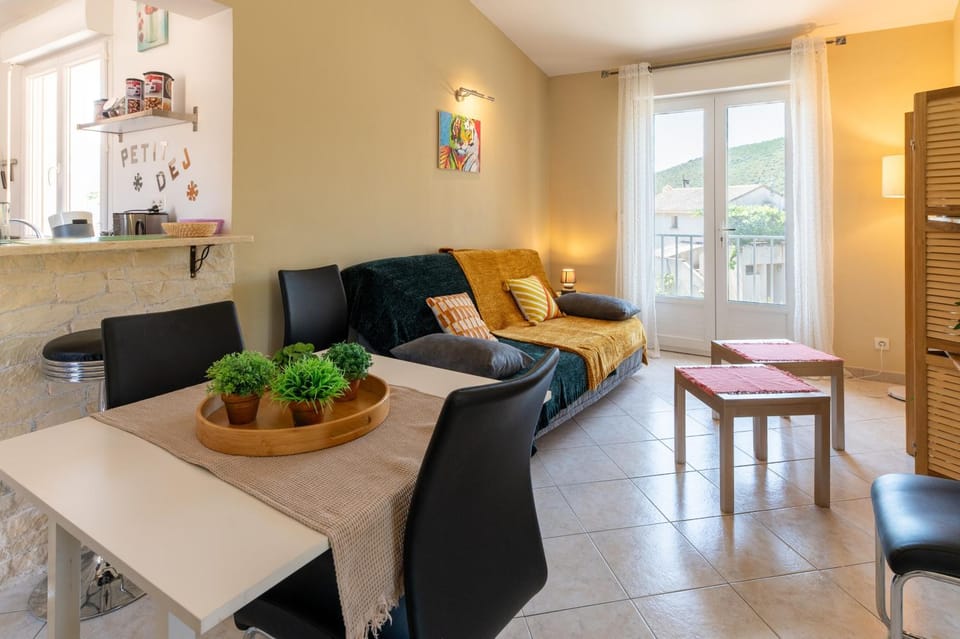 Property building, Living room