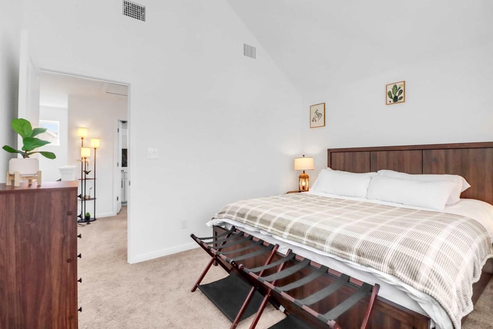 Cowboy Casa Near Downtown House in New Braunfels