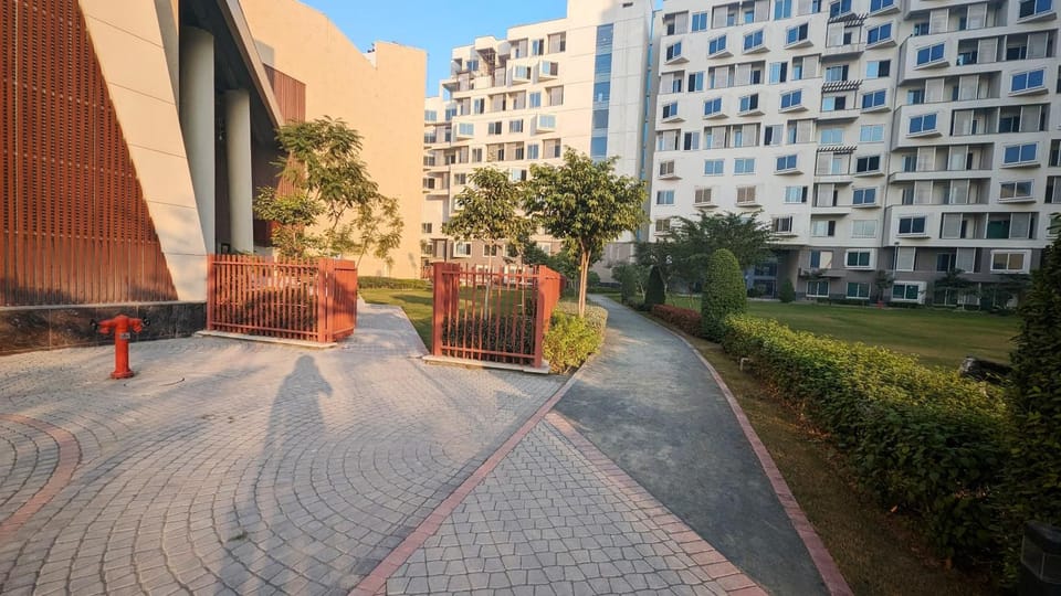 Elegant Studio Suite - DHA Phase 5 Apartment in Lahore