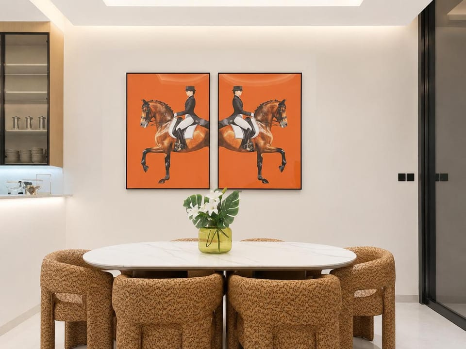 Decorative detail, Seating area, Dining area
