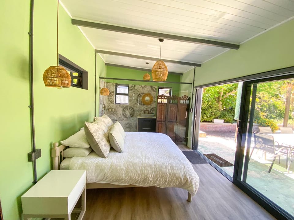 Welcome to the Bali Cottage Bed and Breakfast in Cape Town