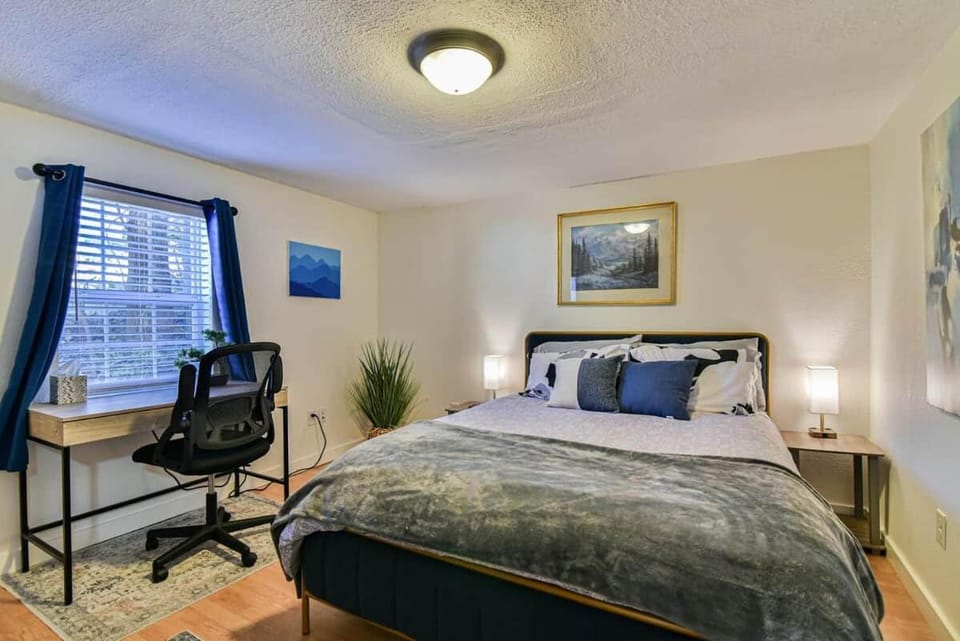 2 Bed Convenient in Country Apartment in Swannanoa
