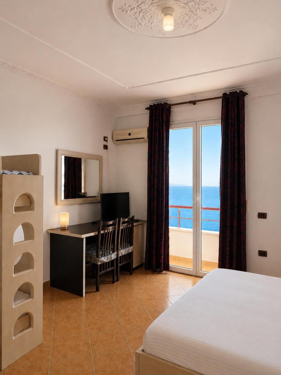 Bed, Natural landscape, Photo of the whole room, Beach, Evening entertainment, Bedroom, Sea view