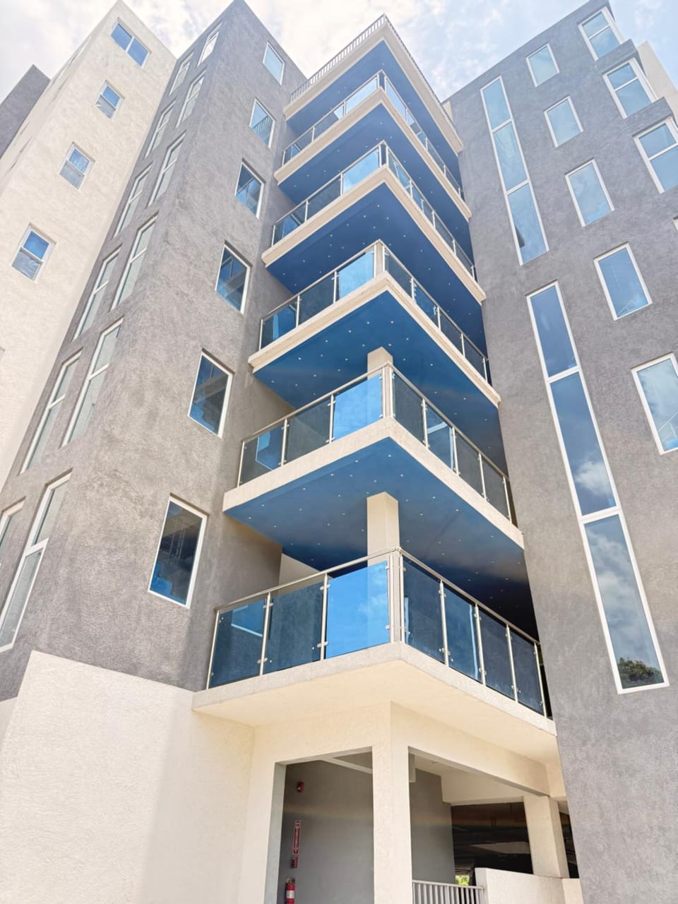 The Barbican Nook Sunset Views & Modern Comforts Apartment in Kingston