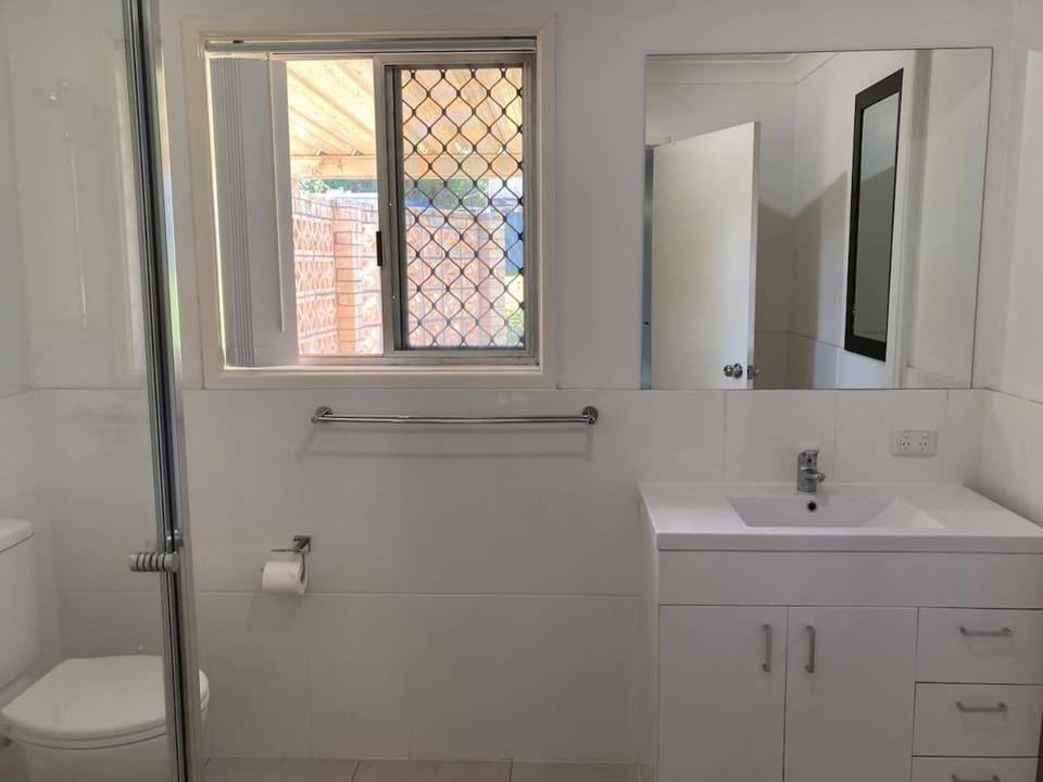 Spacious 4 bedrooms house in Rochedale South House in Brisbane