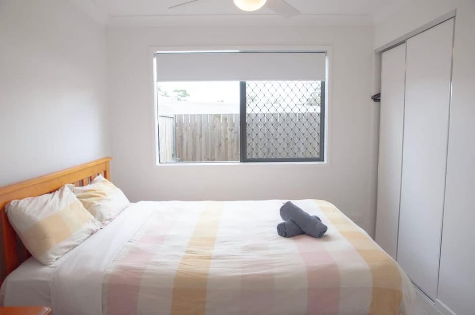 4-Bedroom house in Hillcrest House in Brisbane
