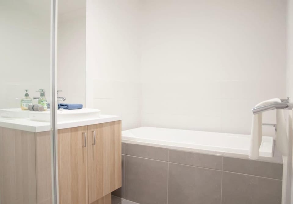 4-Bedroom house in Hillcrest House in Brisbane