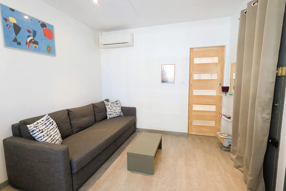 Studio 50m from the sea in Toulon Apartment in Toulon
