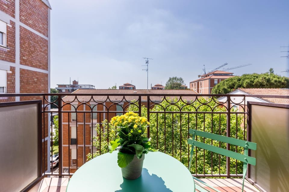 Patio, Day, View (from property/room), Balcony/Terrace