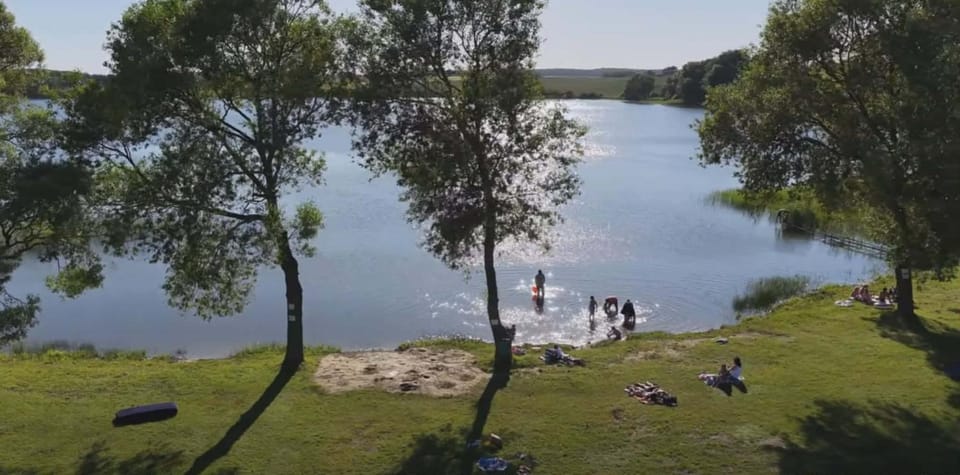 Nearby landmark, Day, Natural landscape, Lake view