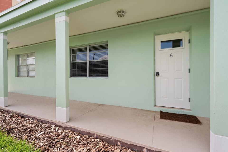 The Monterey Apartment hotel in Redington Shores