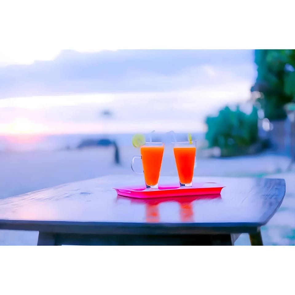 Restaurant/places to eat, Garden, Breakfast