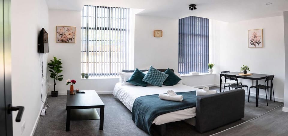 Modern 1 Bedroom Apartment in Derby with Parking Apartment in Derby