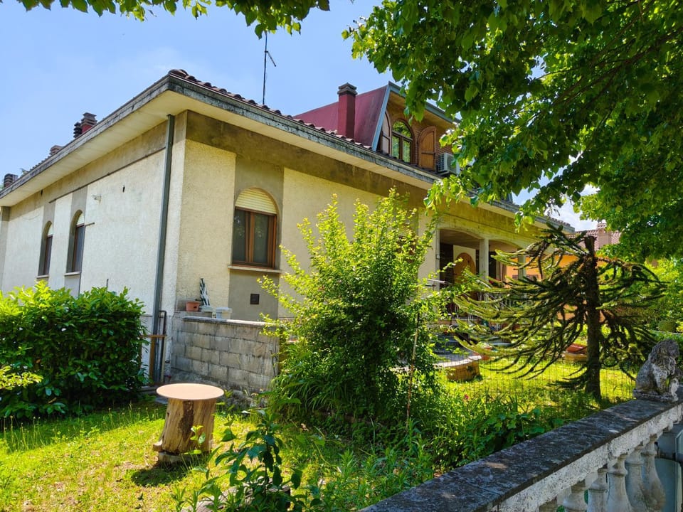 Property building, Garden